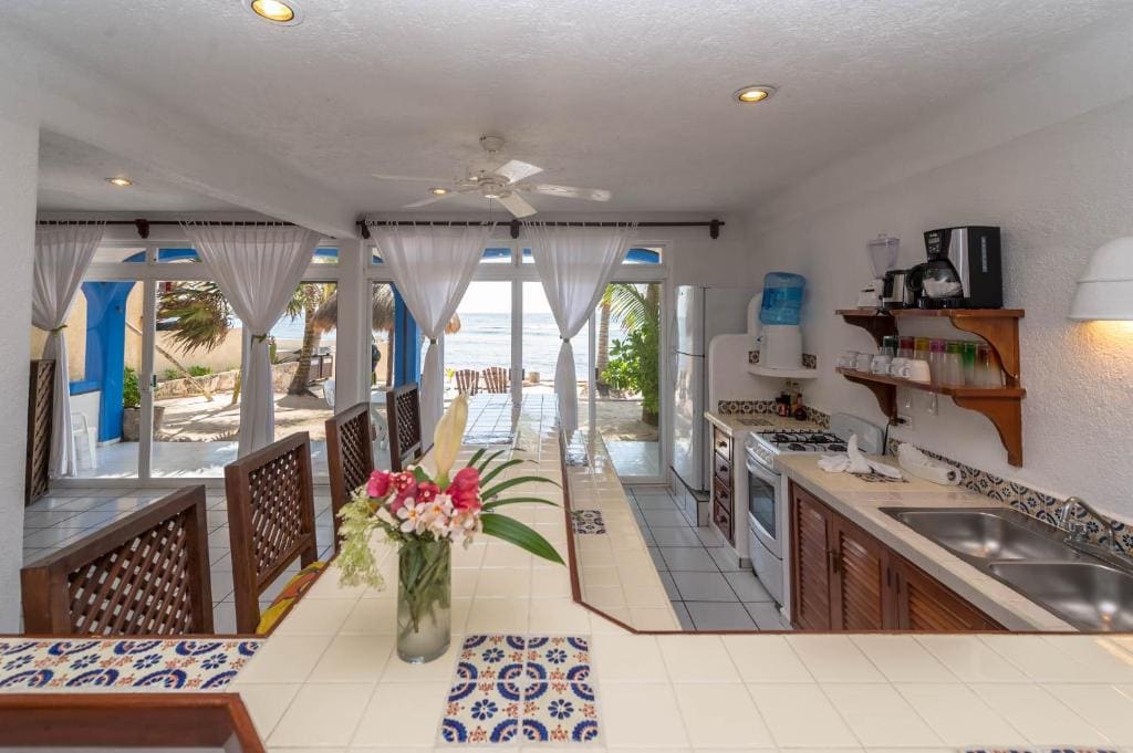 Del Sol Beachfront - View 5
