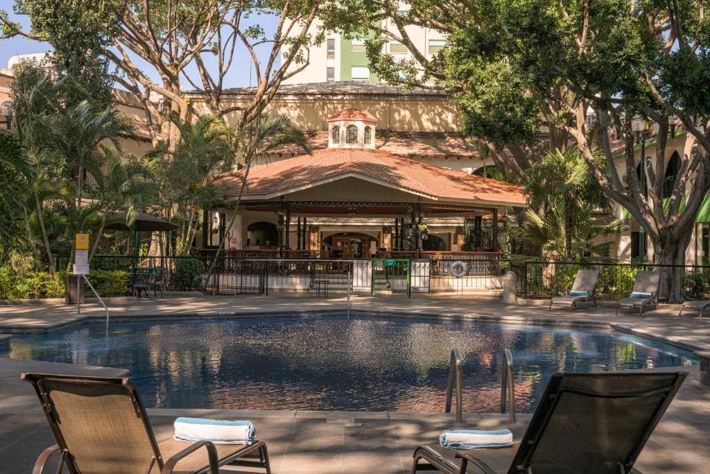 Wyndham Garden Guadalajara Expo Plaza del Sol - View 4
