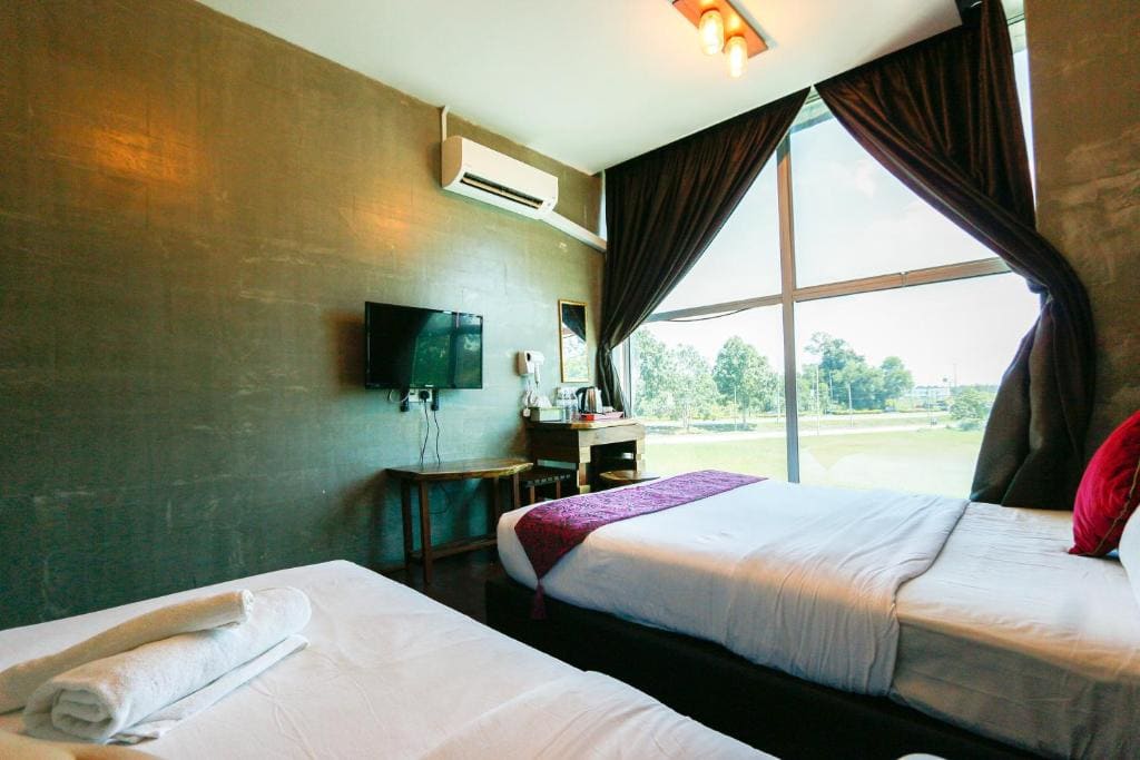 Anggun Hotel - View 7
