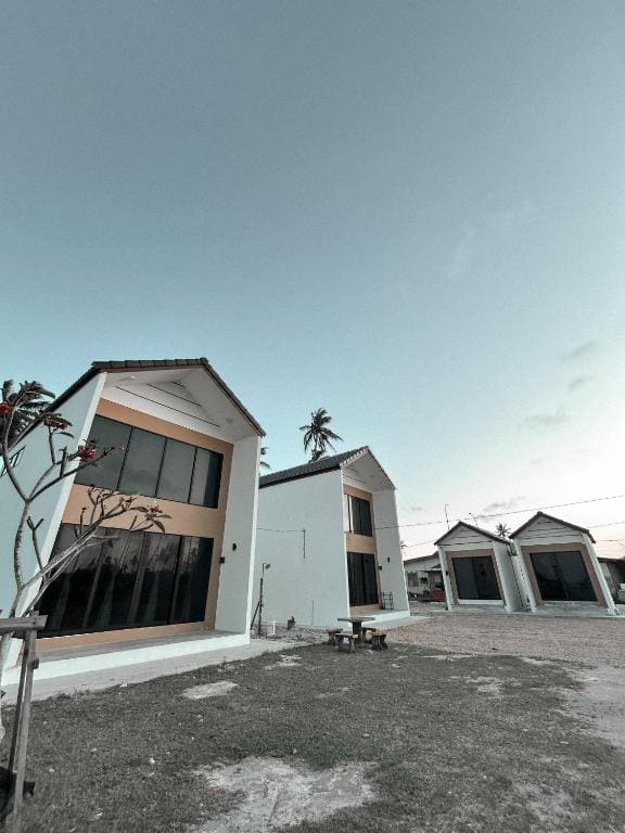 Eastcape Studio - Main view