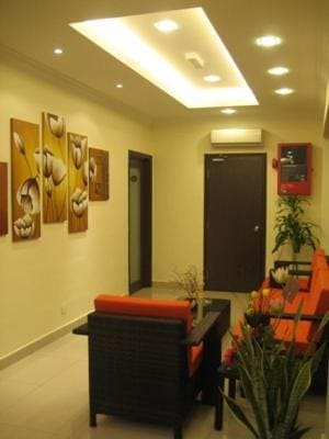 GM Holiday Hotel - View 3