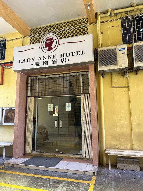 Lady Anne Hotel Sandkan - Main view