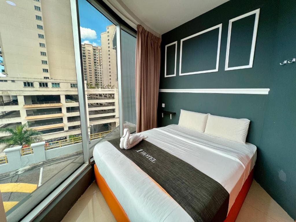 1 Hotel Kuchai Lama - View 2