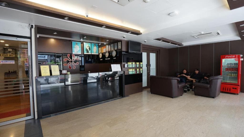 Zen Zeng Hotel - View 7