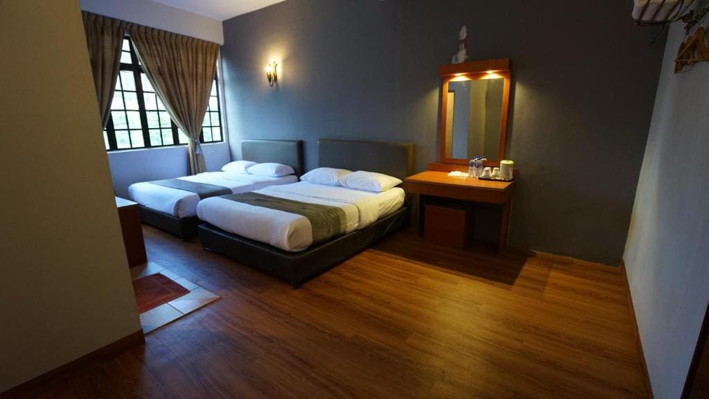 Zen Zeng Hotel - View 2