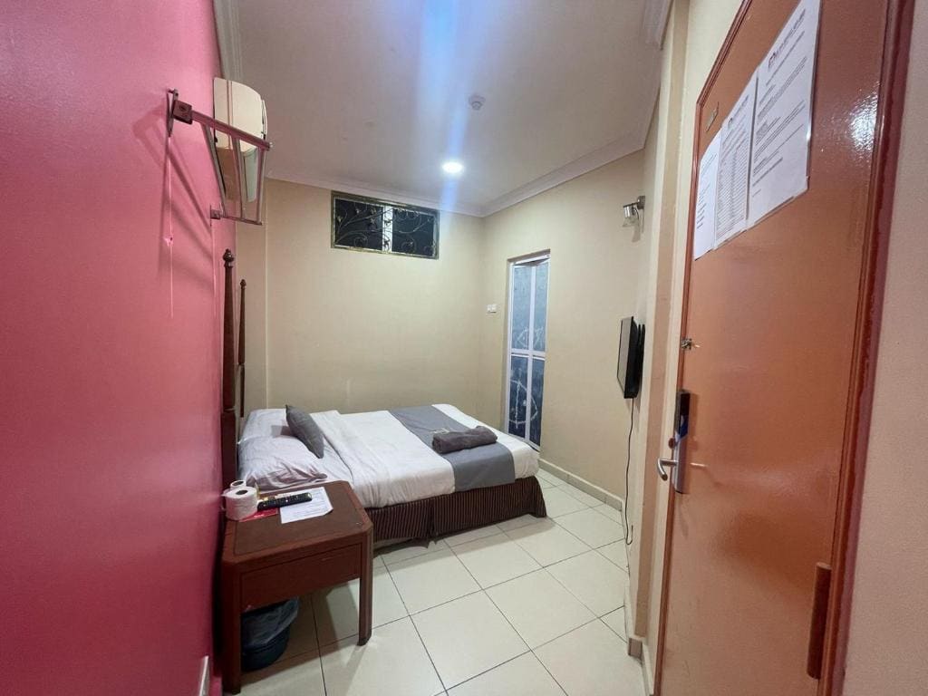 Radiant Heights Hotel by KK Inn - View 6