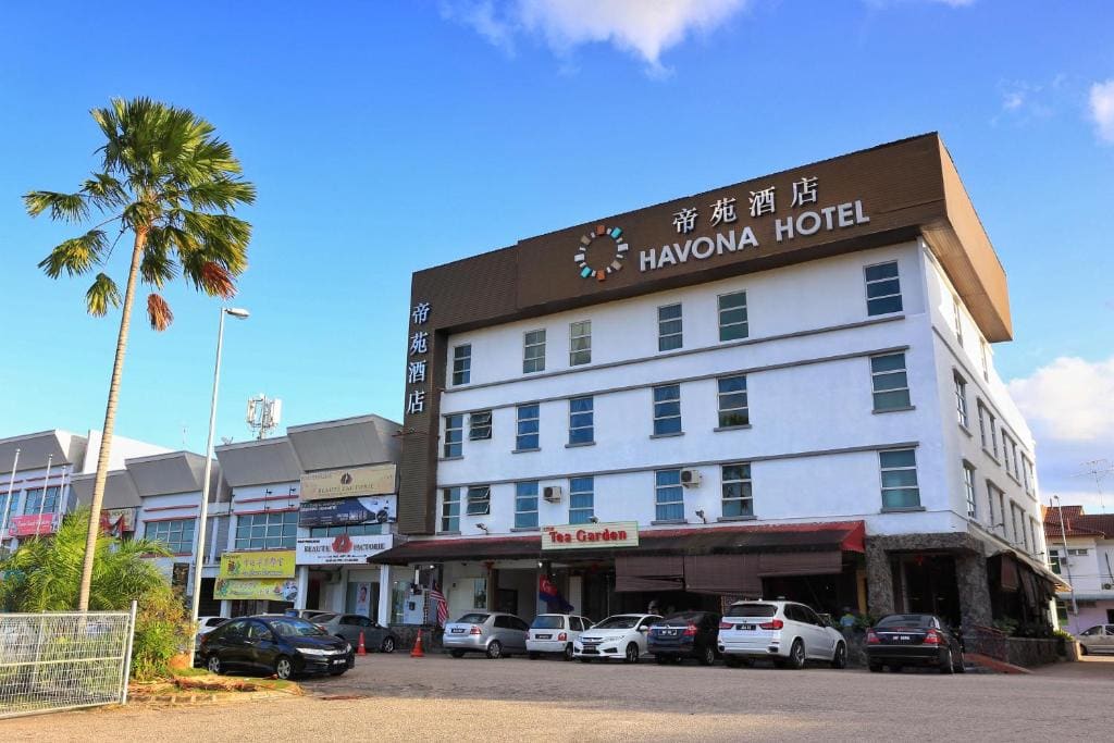 Havona Hotel - Taman Tropika Kulai - Self Check In - Main view