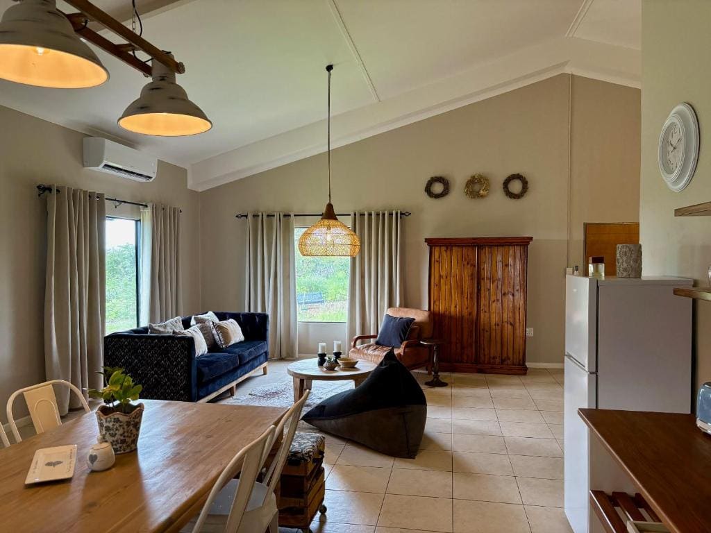 Ndefu Self Catering Accommodation - View 7
