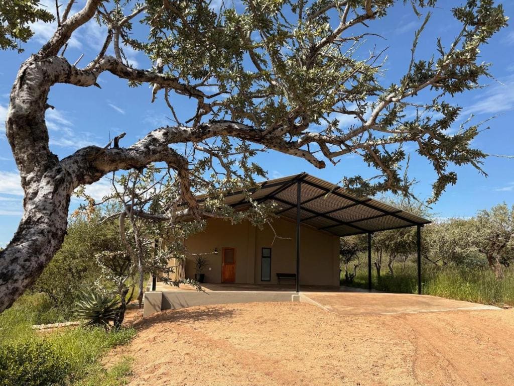 Ndefu Self Catering Accommodation - Main view