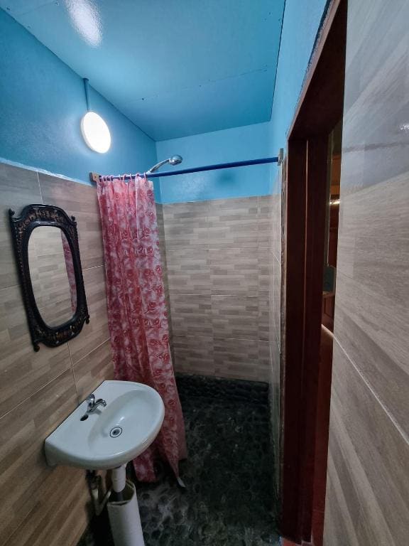 B&B, family run homestay, Hospedaje La Penita - View 2