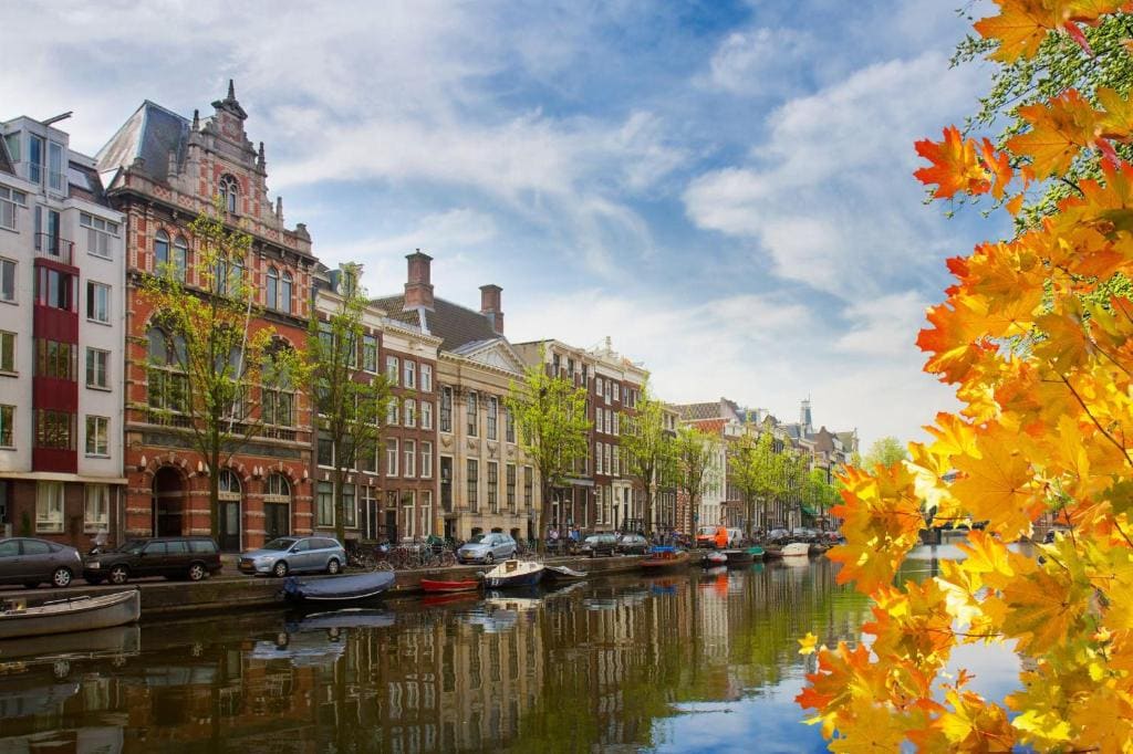 Amsterdam Lake Hotel - Main view