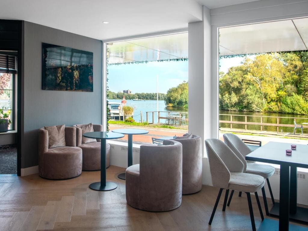 Amsterdam Lake Hotel - View 3