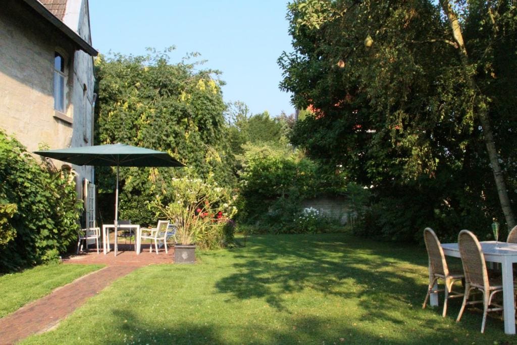 Boutique Hotel Bonjour - View 5