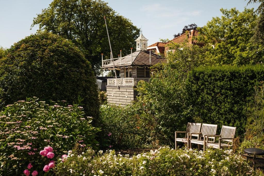 Inn on the Lake - View 4