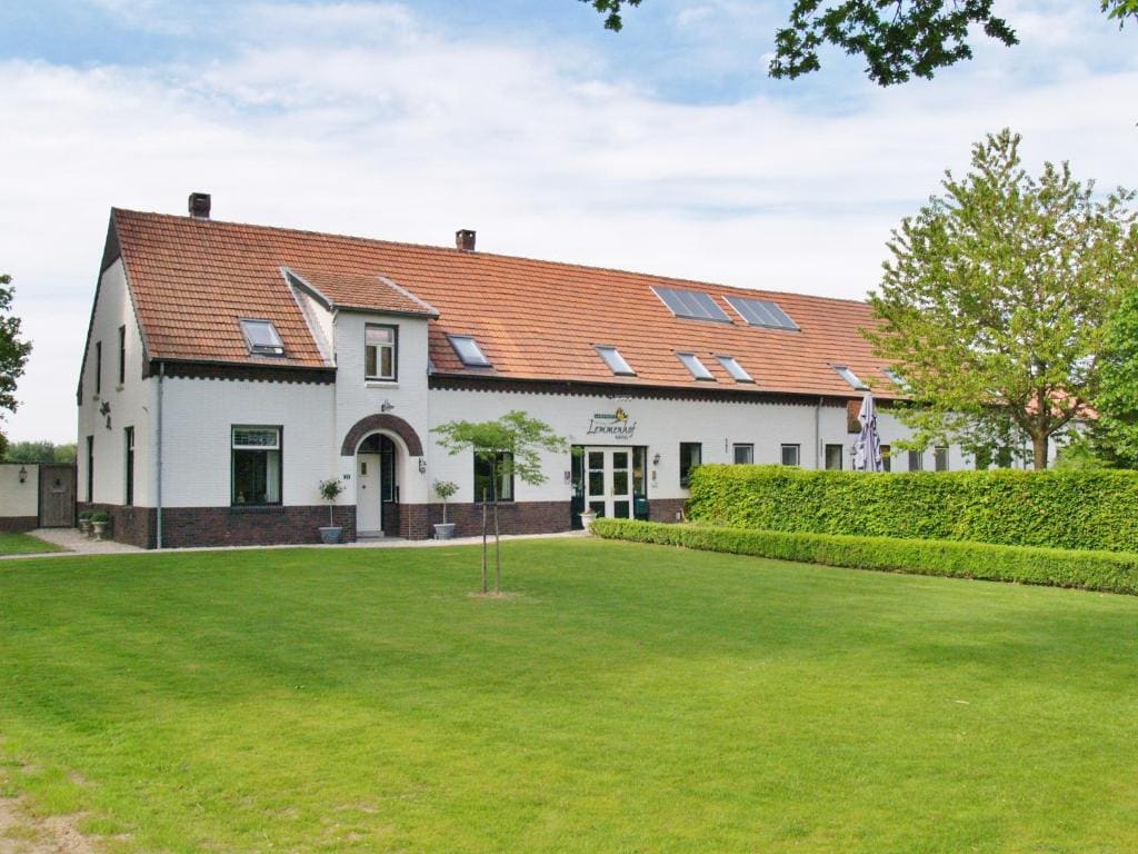 Hotel Lemmenhof - Main view