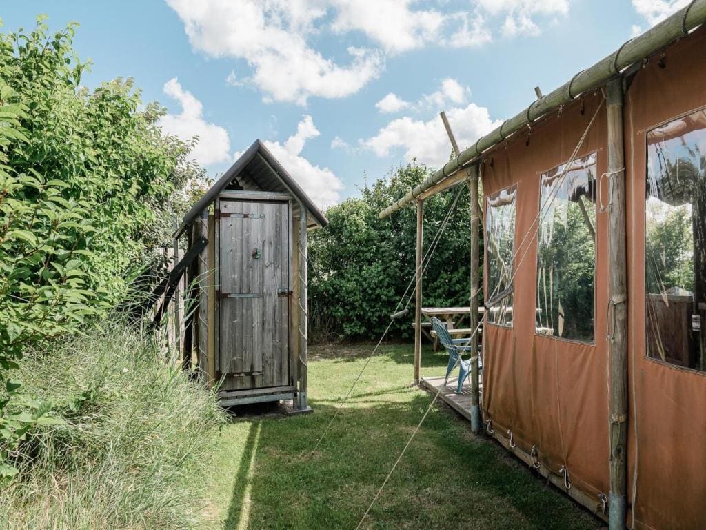 6-person Duynlodge Tent in Callanstoog - Main view