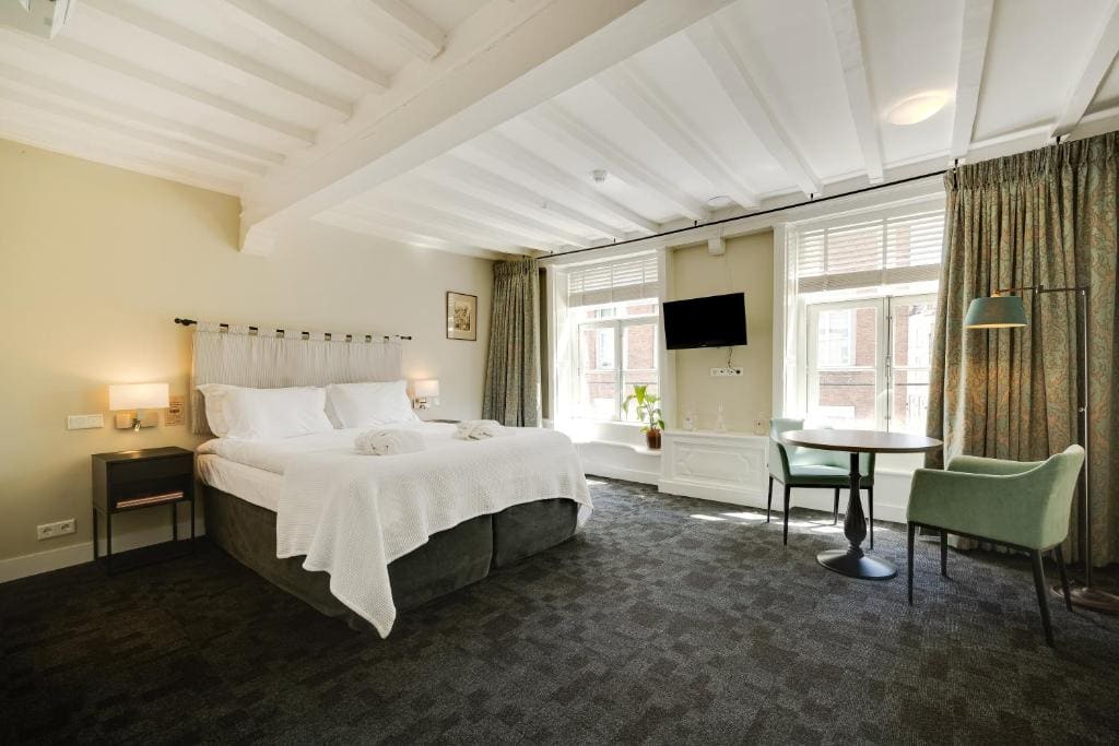 Uylenhof Hotel - View 7