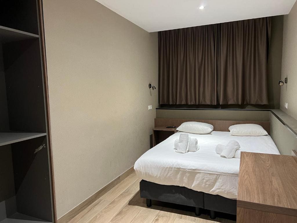 Blossoms City Hotel - View 2
