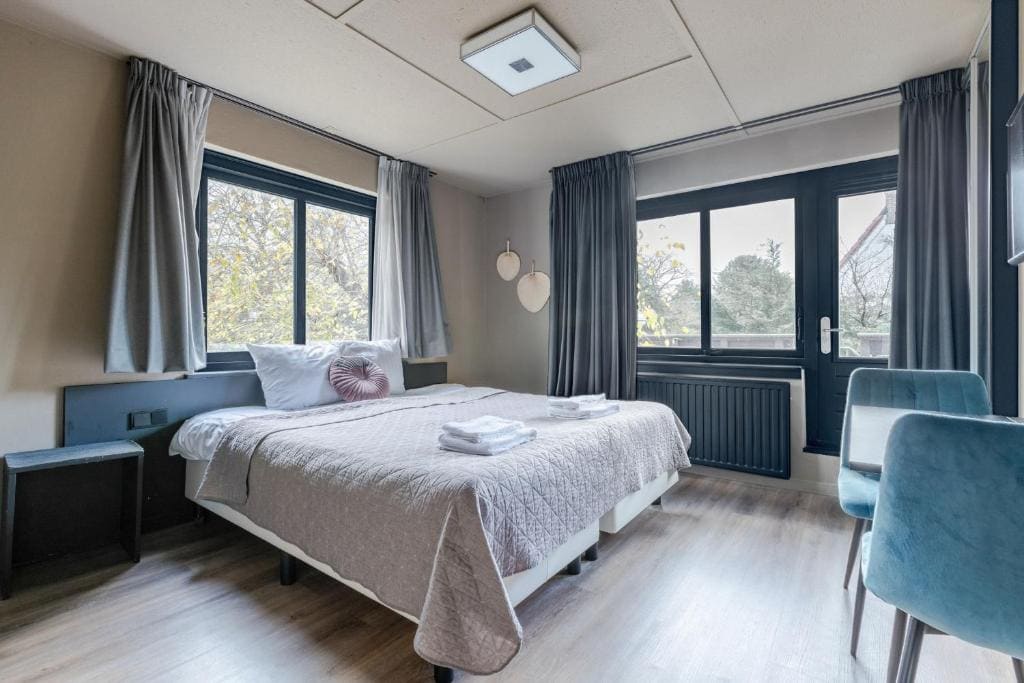 Hotel Zee Bergen - View 2