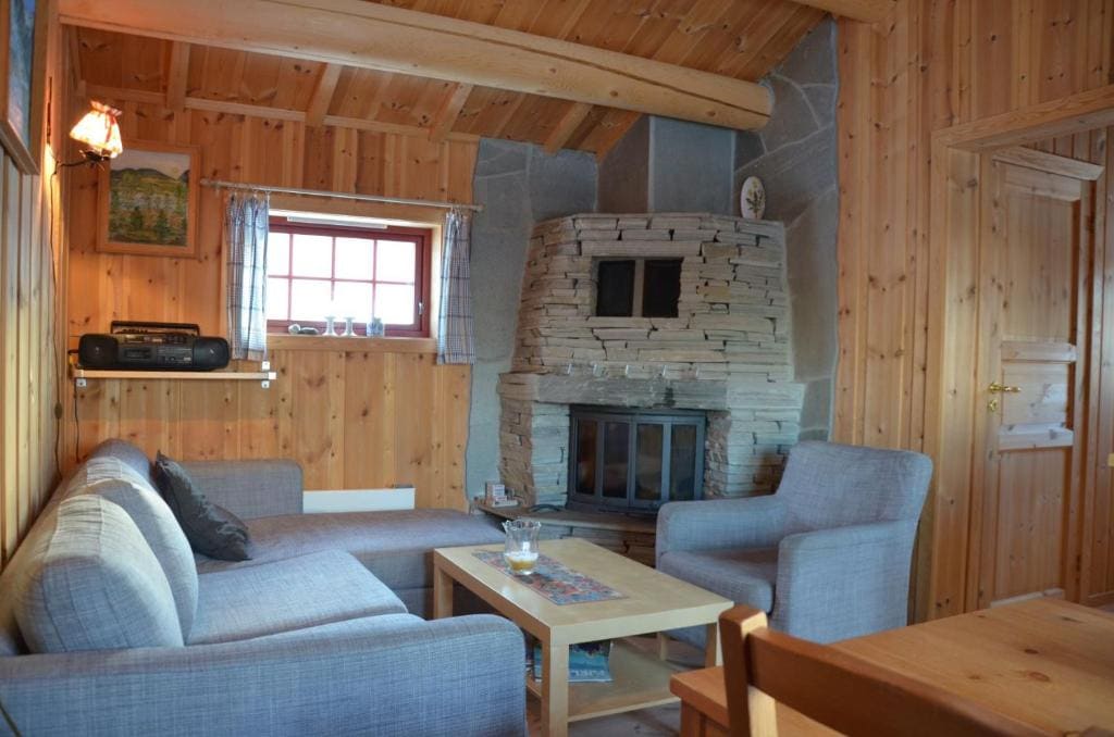Northern Gate Besseggen Cottage 17 Besseggen Maurvangen - View 4
