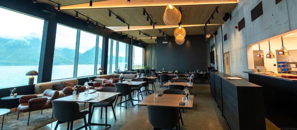 Storm Hotel Senja - View 3