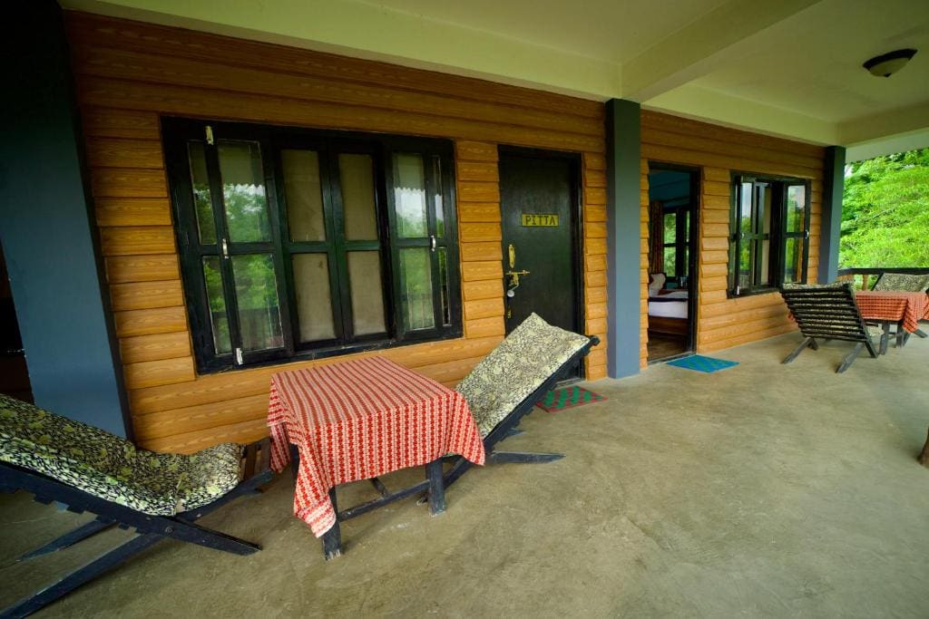 Chitwan Gaida Lodge - Animal Lovers & Birdwatchers Paradise - View 6