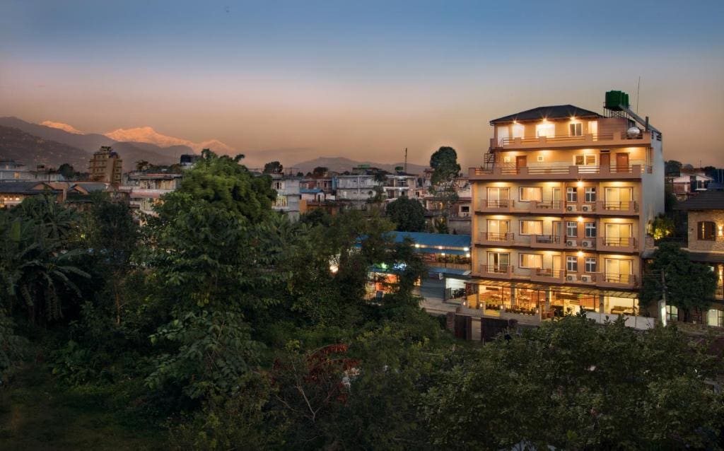 Hotel Lake Shore - Main view
