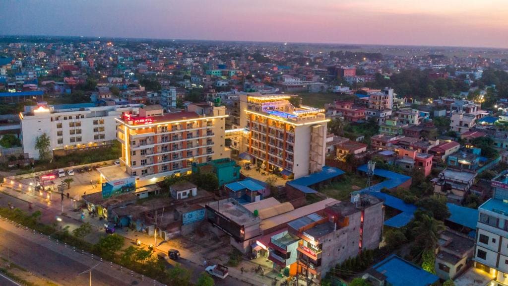 Mourya Hotel - Main view