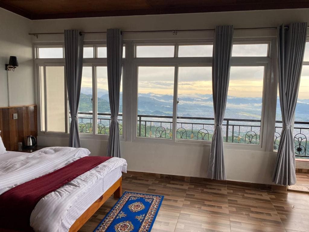 Panoramic View Guest House Sarangkot - View 7