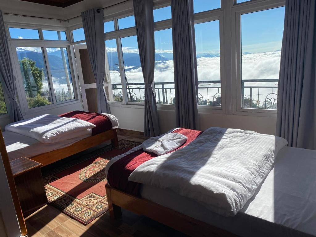 Panoramic View Guest House Sarangkot - View 5