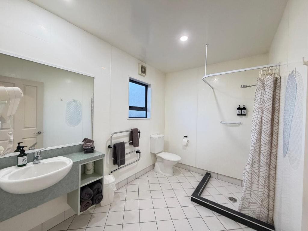 Abode Motel - View 3