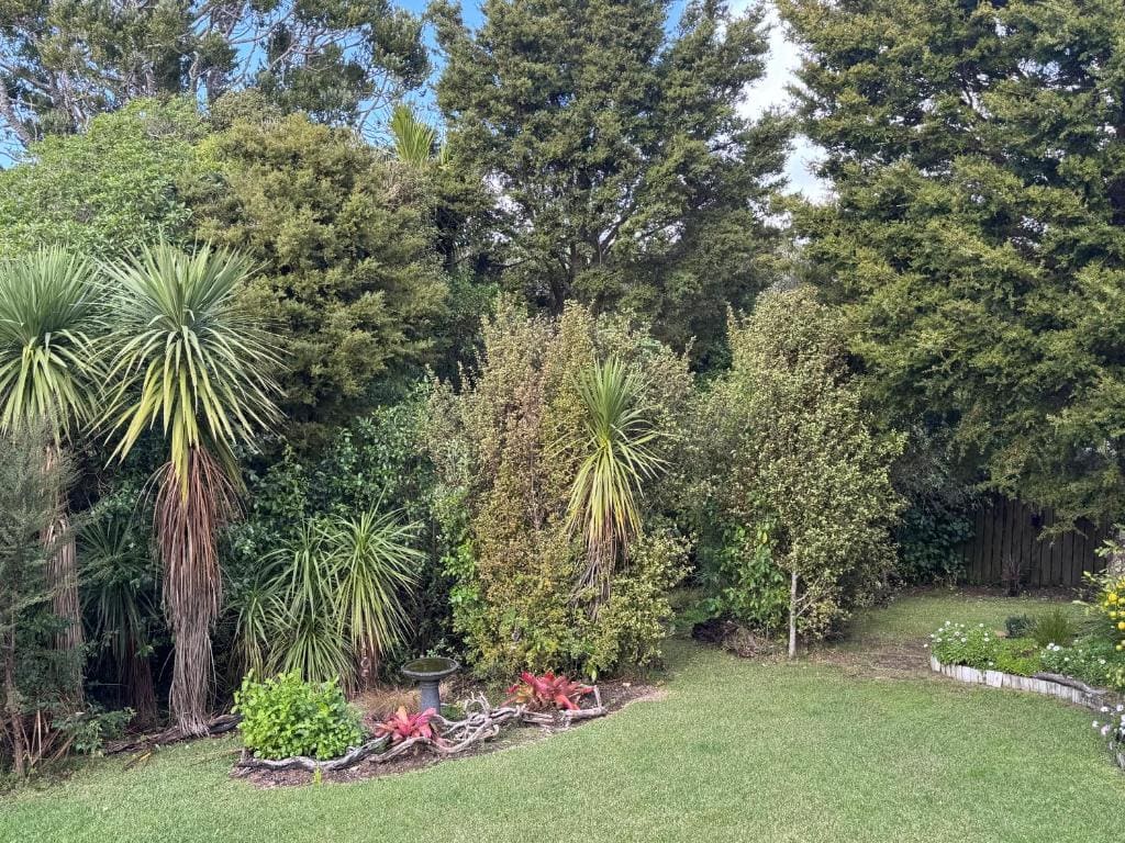 Bushy Retreat - View 7