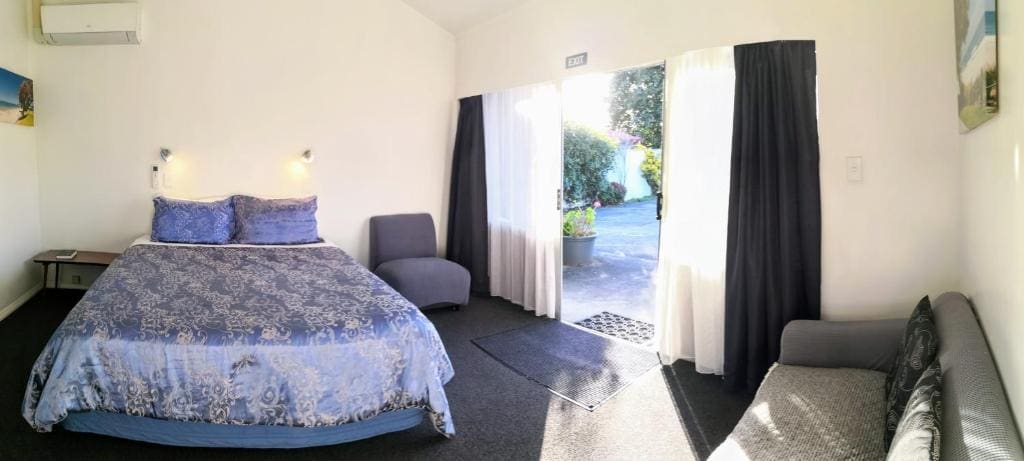 Cambrian Lodge Motel - View 6