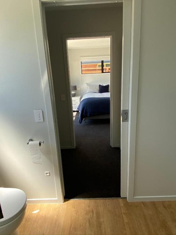 Central Retreat and self contained with free wifi - View 7