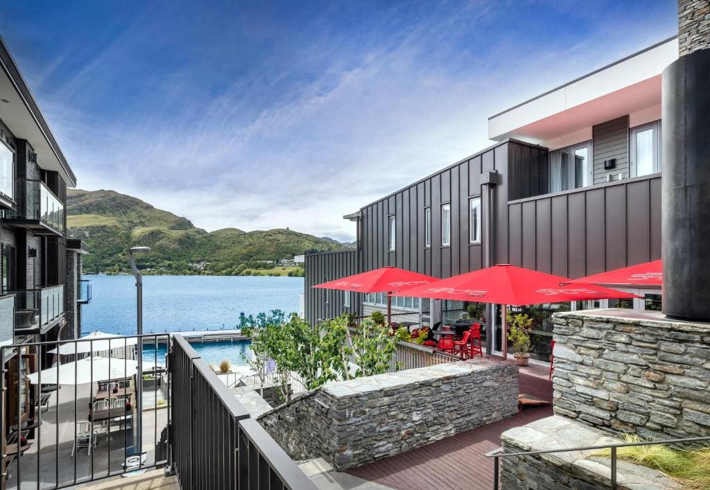 DoubleTree by Hilton Queenstown - View 4