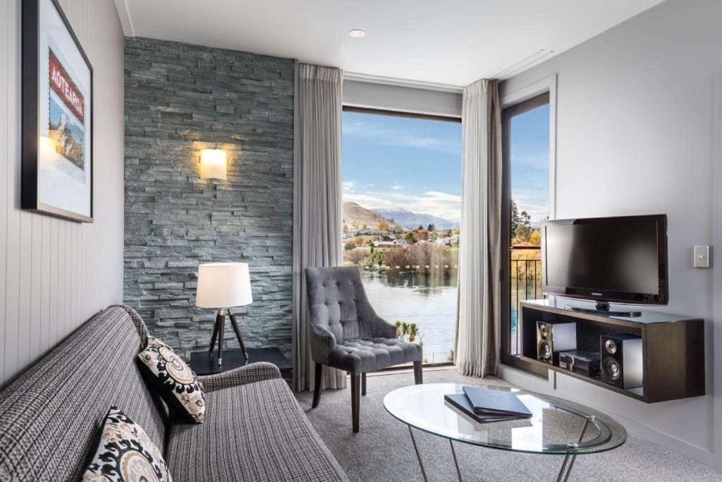 DoubleTree by Hilton Queenstown - View 6