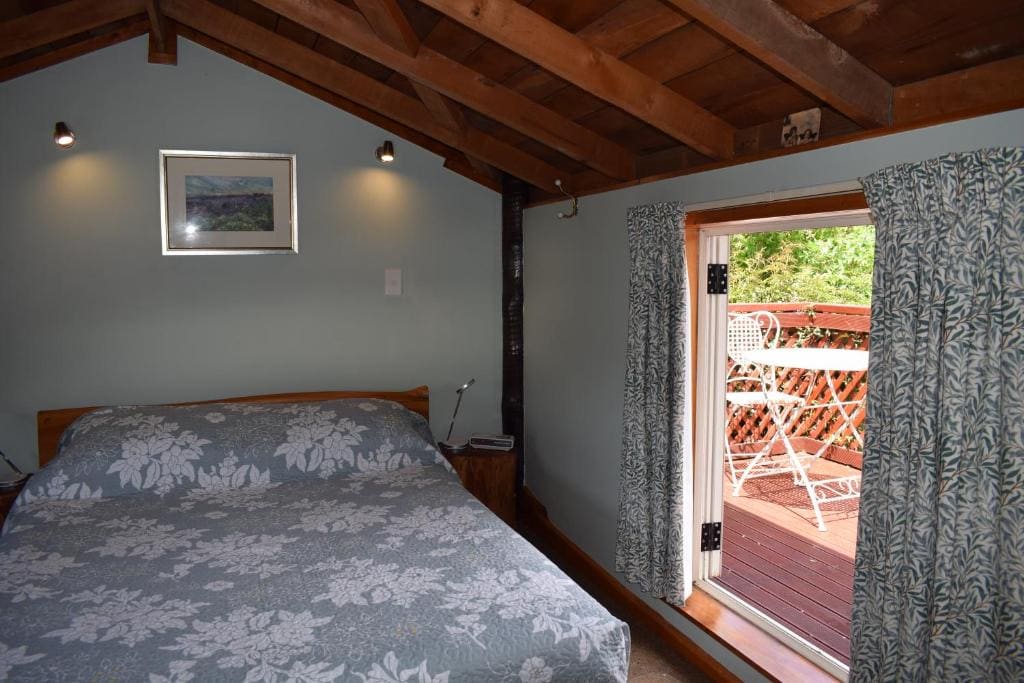 Dylans Country Cottages - View 6