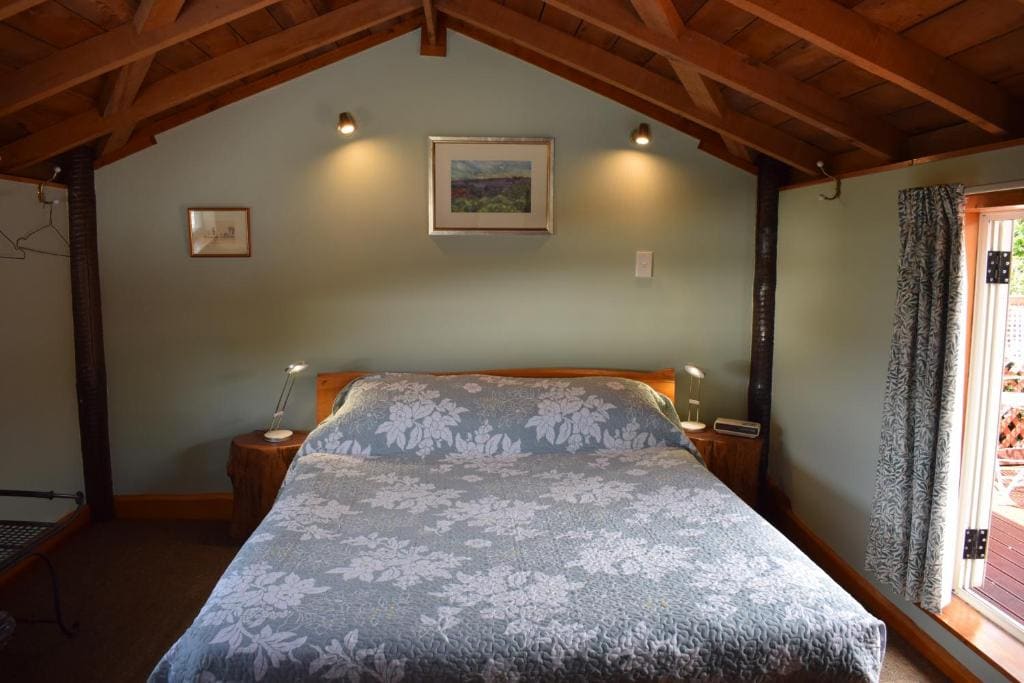 Dylans Country Cottages - View 2