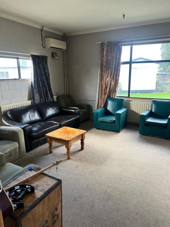 Green Hayes Estate Rentals - R 2 Magnolia House - View 3
