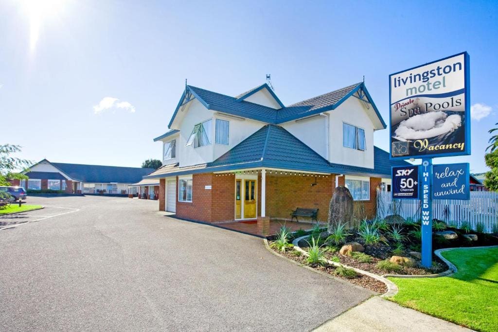 Livingston Motel - View 6