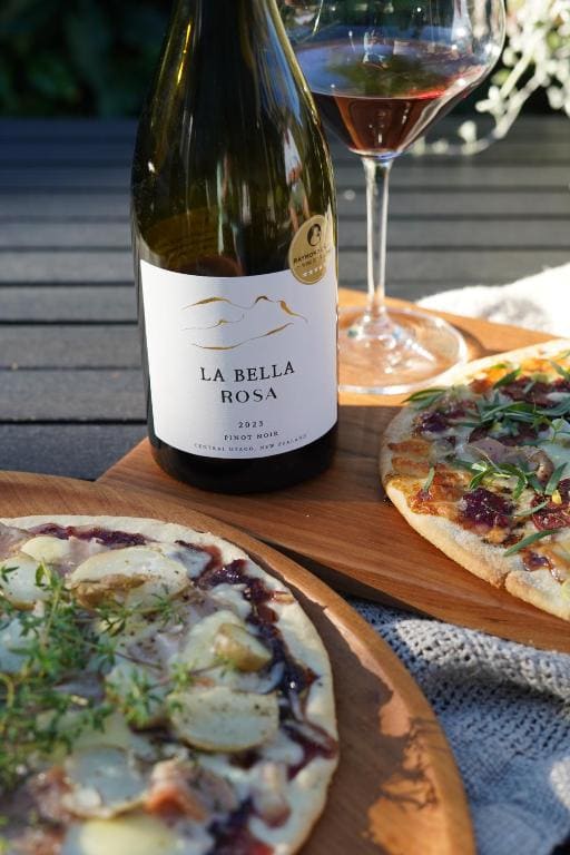 Mt Rosa Lodge Boutique Vineyard Accommodation - View 2