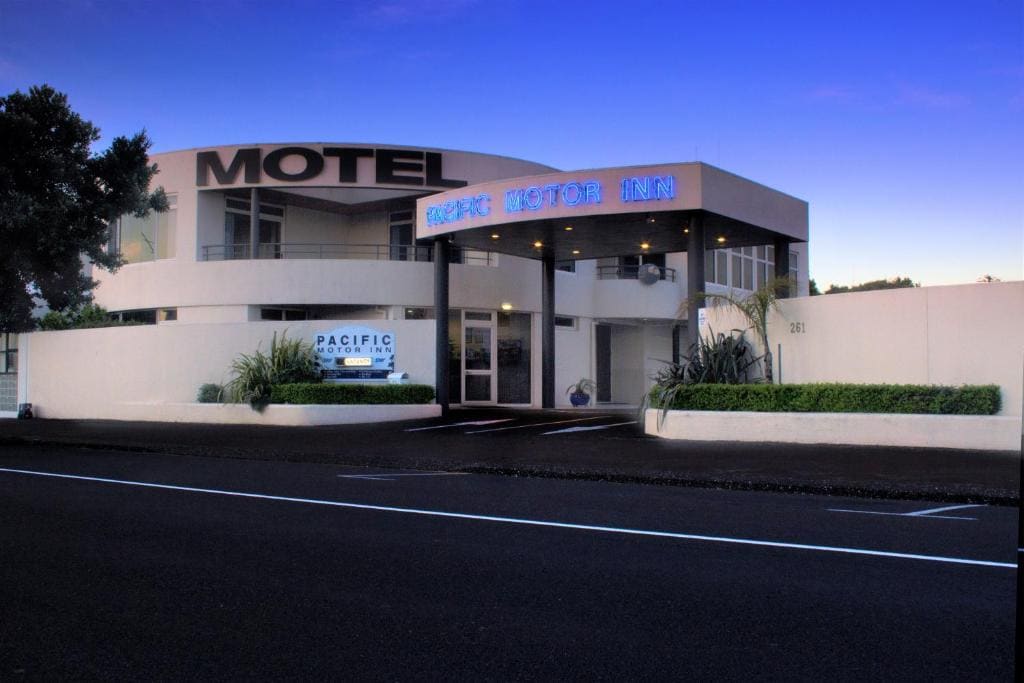 Pacific Motor Inn - Main view
