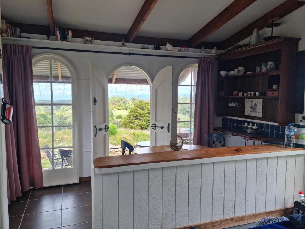 Pioneer Hut - View 2
