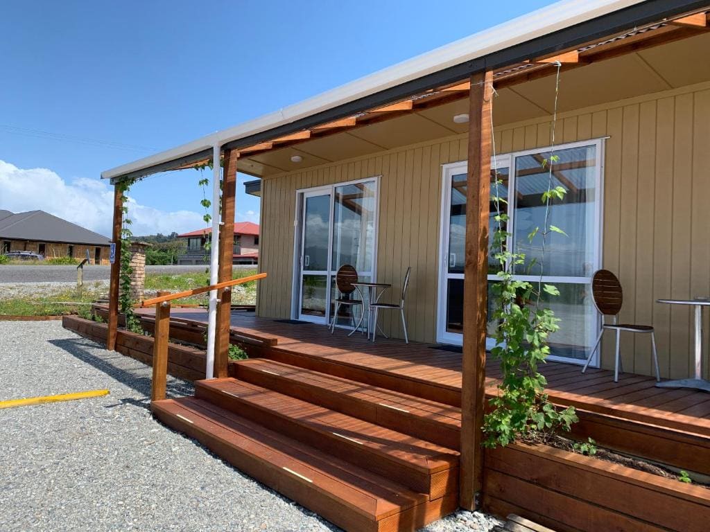 Woodstock Hotel - Main view
