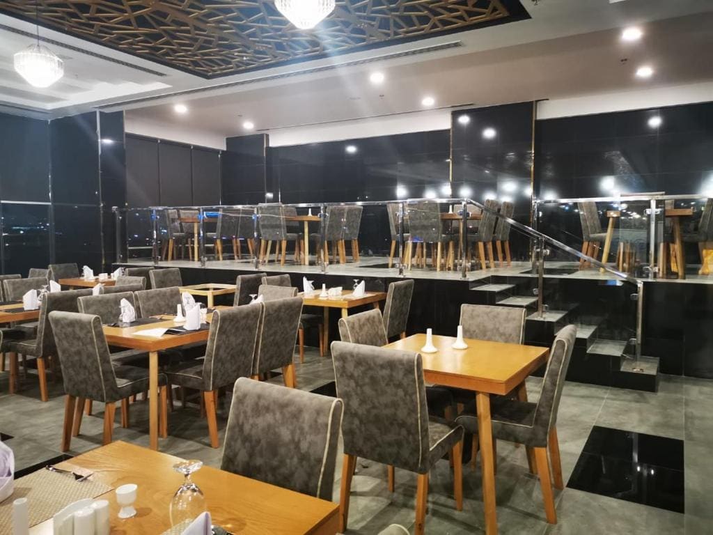 Parkside Plaza Muscat - View 5