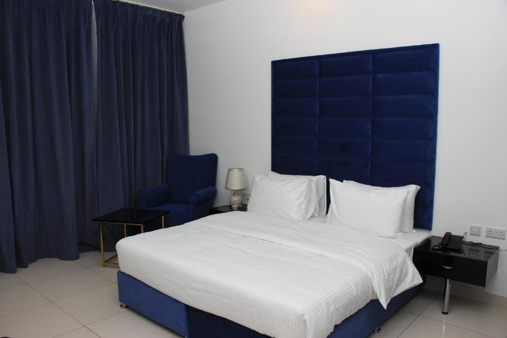 Parkside Plaza Muscat - View 7