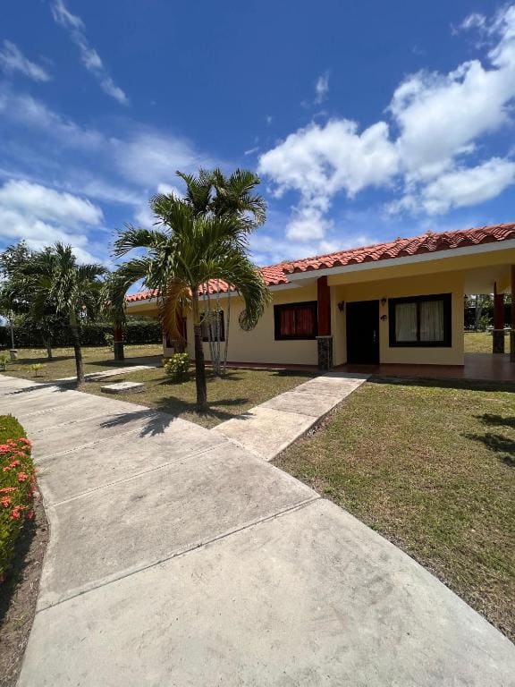 PH Las Palmas de Hato Viejo - Main view