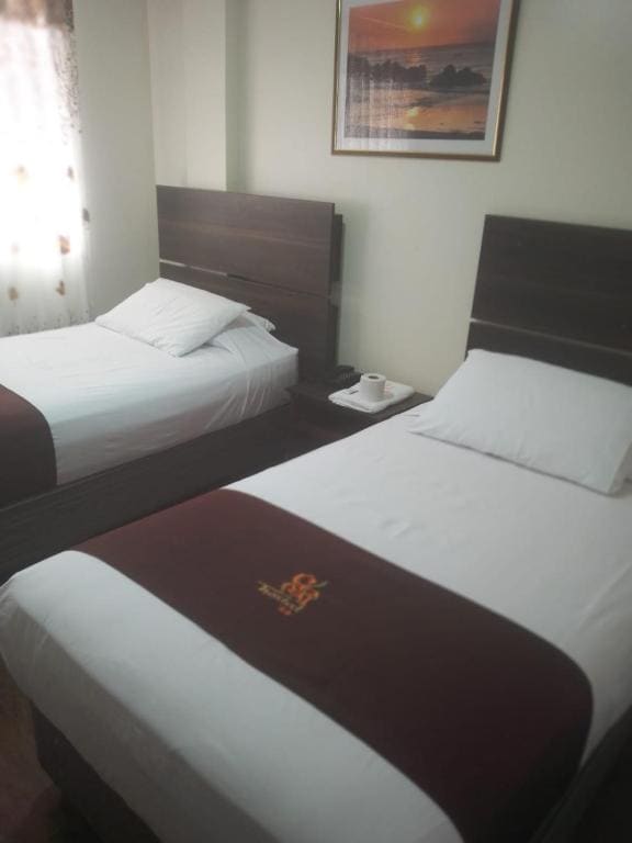 HOSTAL CORAL - Main view