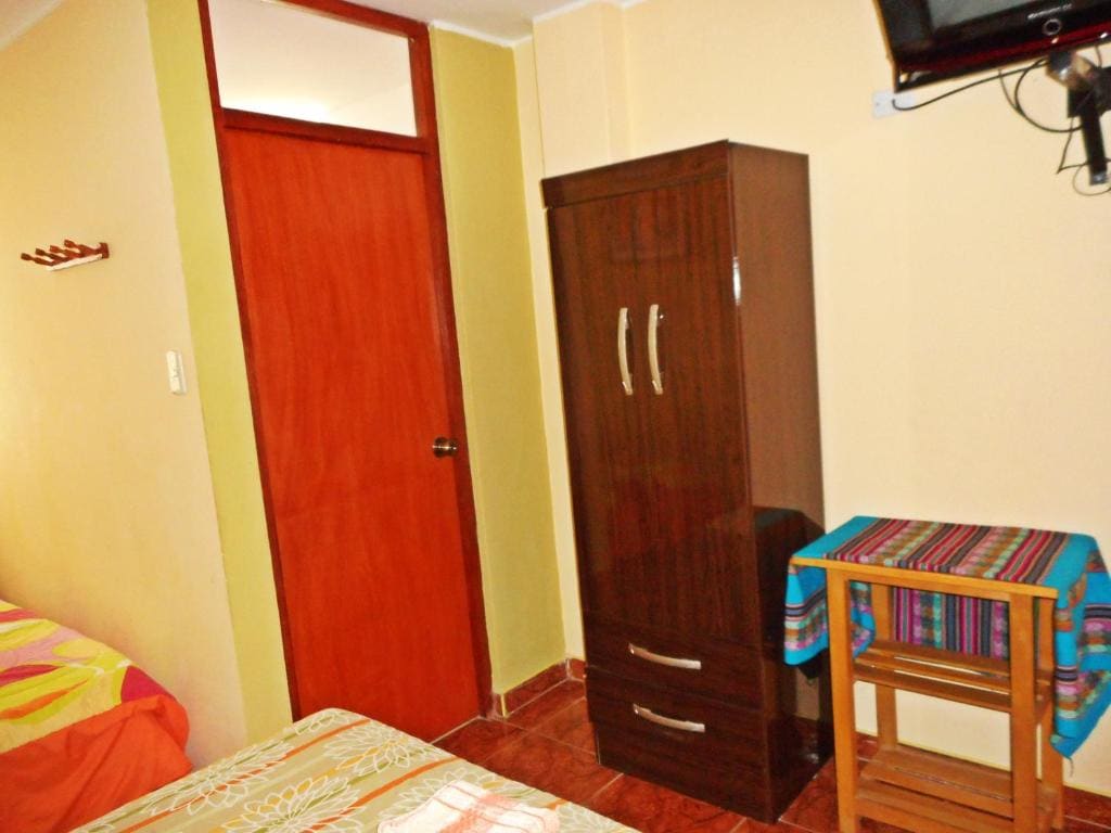 Hostal Geminis - View 4