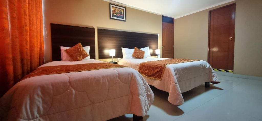 Hotel Los Nogales - View 2